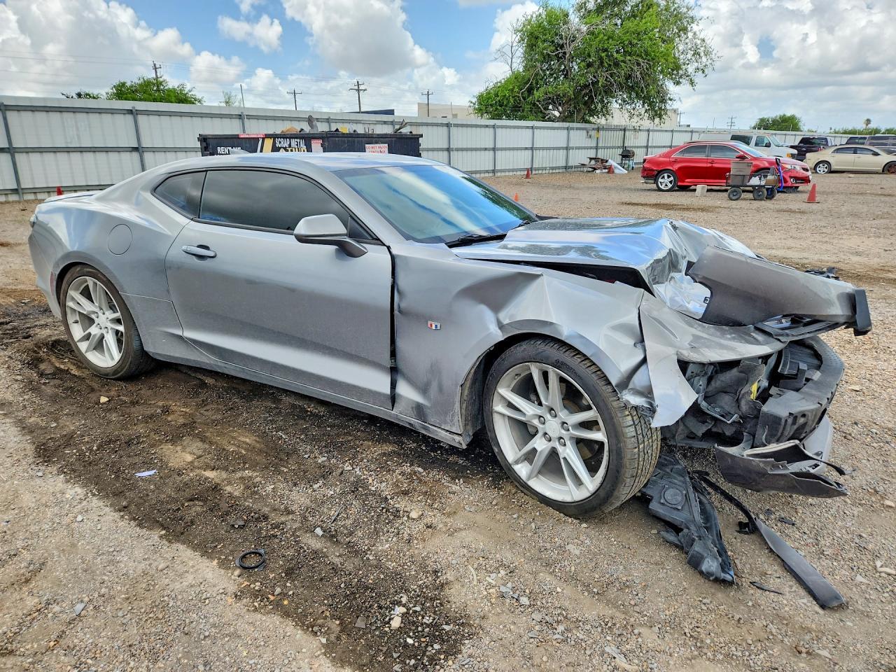 2019 Chevrolet Camaro Ls - zdjęcie 4