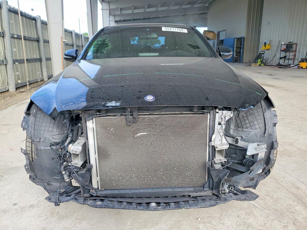 2016 Mercedes-Benz C 300 - zdjęcie 5