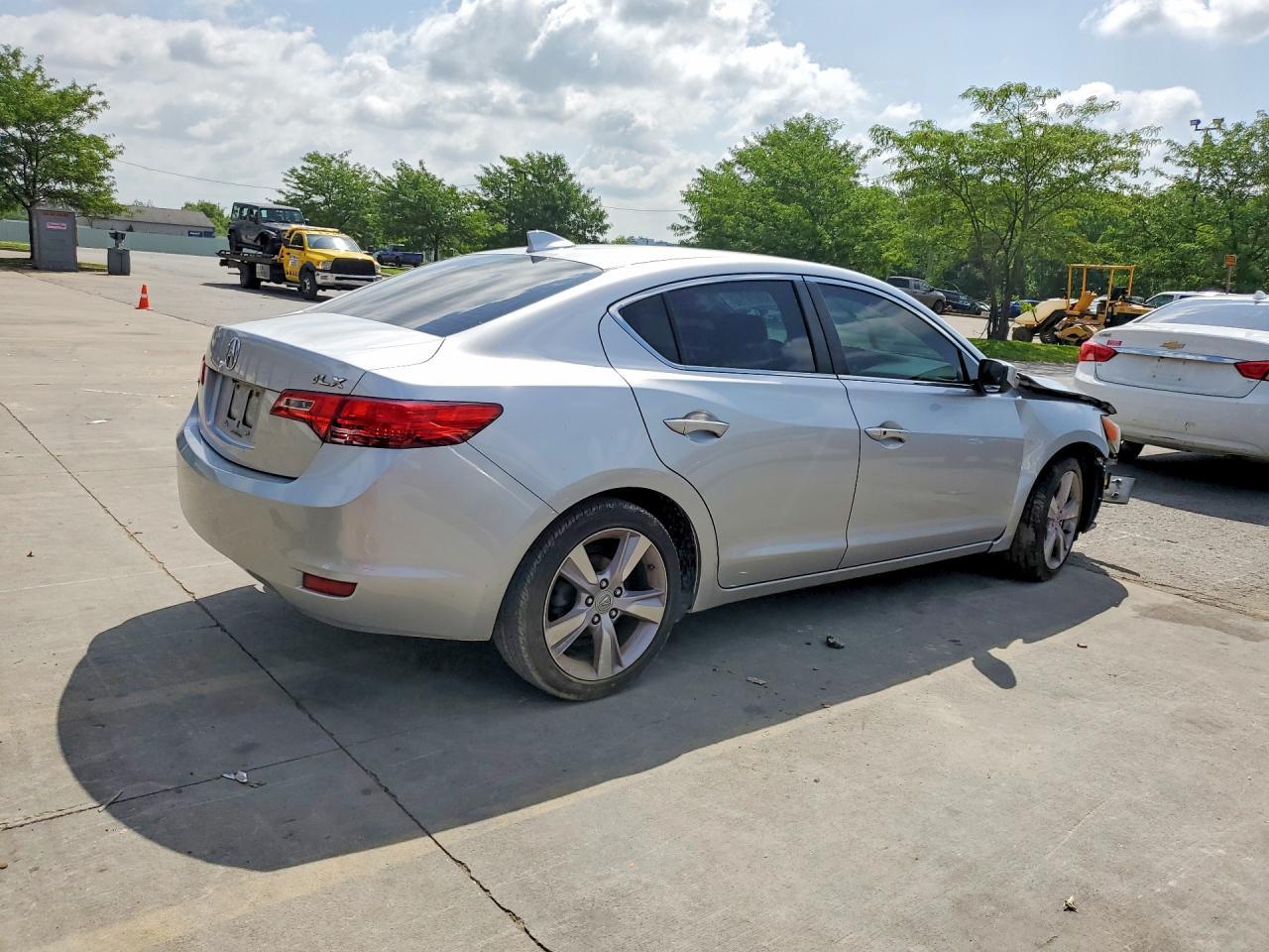 2014 Acura Ilx 20 - zdjęcie 3