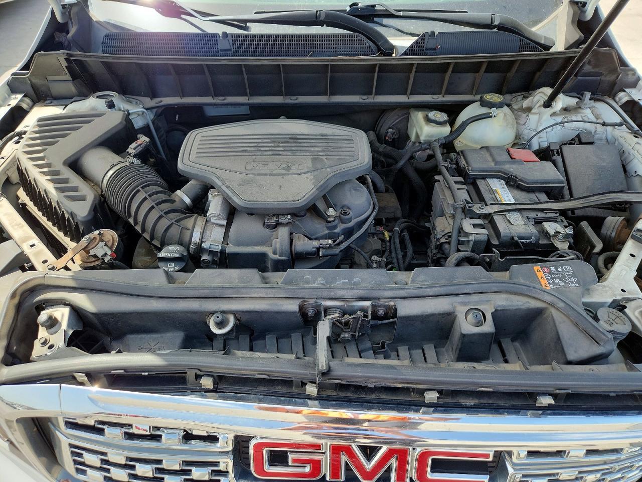2017 GMC Acadia Denali - zdjęcie 12