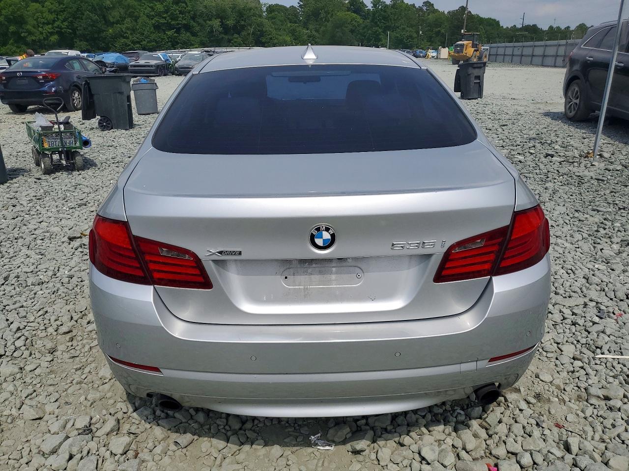 2013 BMW Seria 5 535i - zdjęcie 6