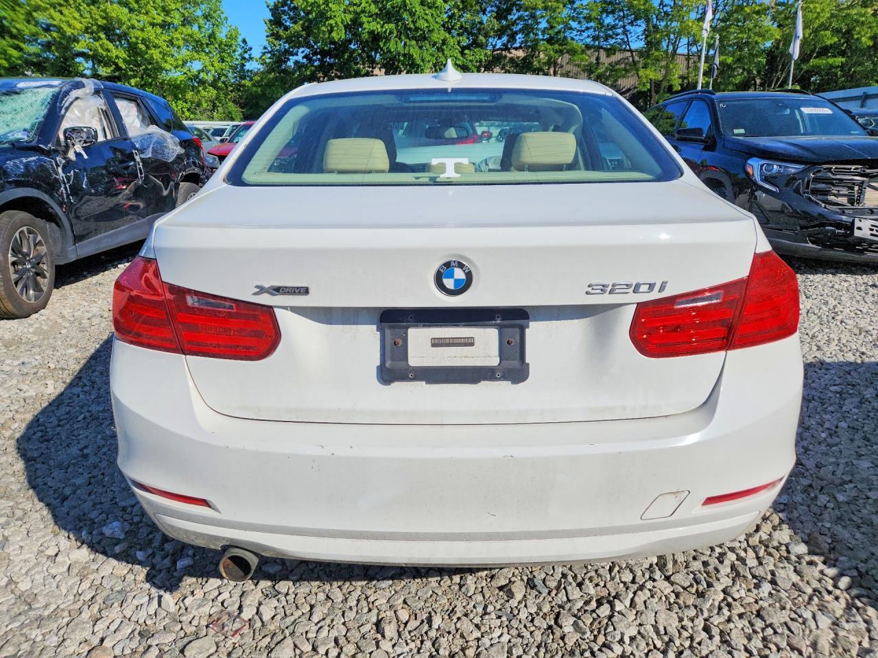 2014 BMW 320 I xDrive - zdjęcie 6