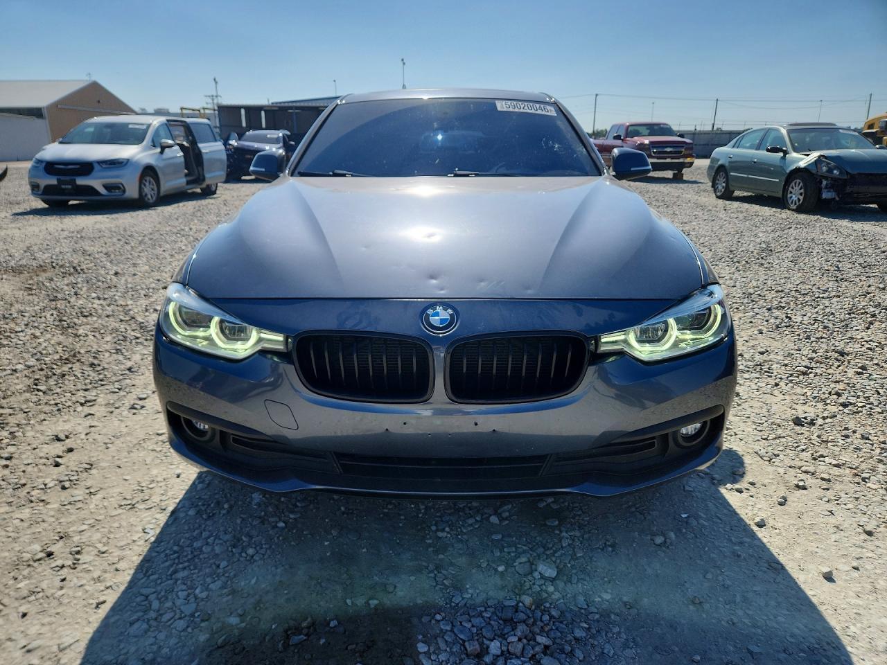 2018 BMW Seria 3 320i - zdjęcie 5