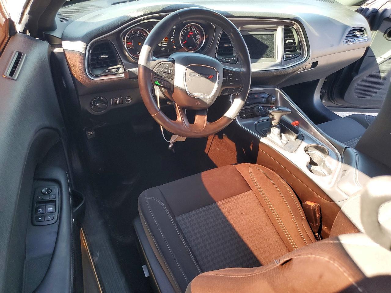 2019 Dodge Challenger Sxt - zdjęcie 8