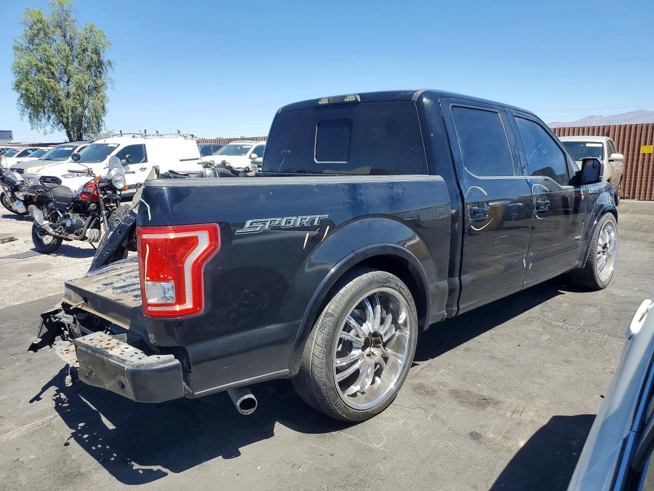 2016 Ford F150 Supercrew - zdjęcie 3