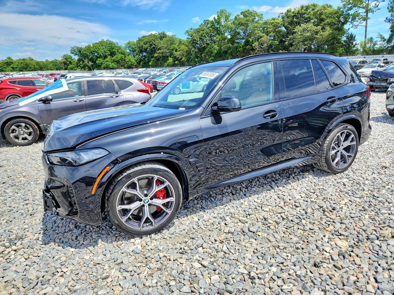 2025 BMW X5 xDrive50E - zdjęcie główne