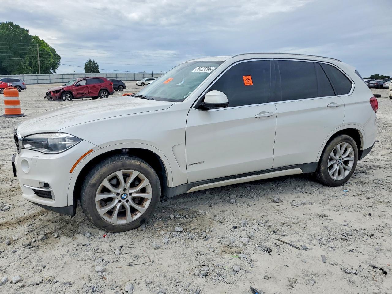 2015 BMW X5 xDrive35I - zdjęcie główne