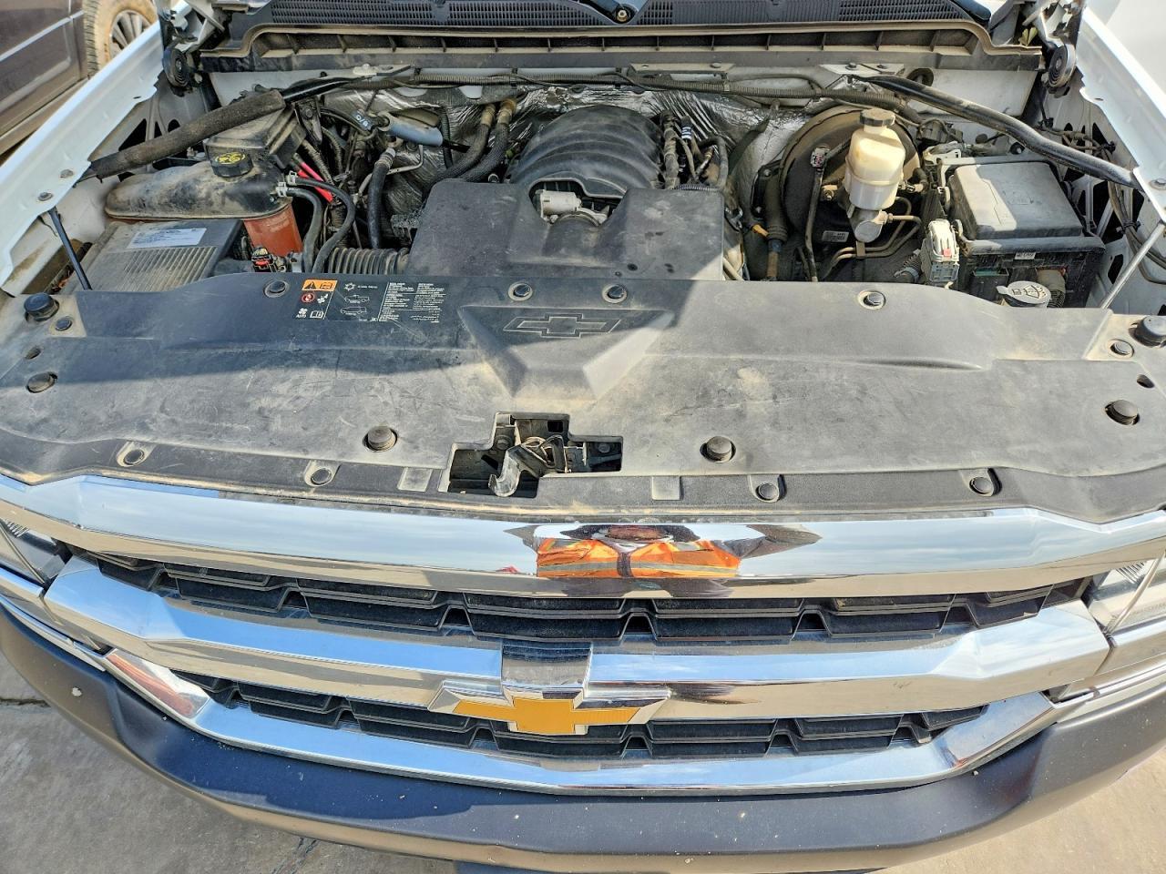 2016 Chevrolet Silverado C1500 - zdjęcie 11