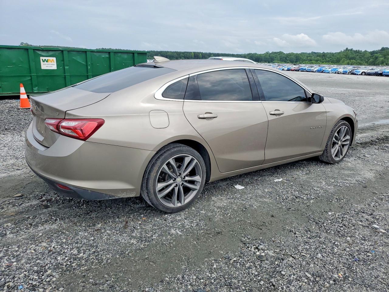 2022 Chevrolet Malibu Lt - zdjęcie 3