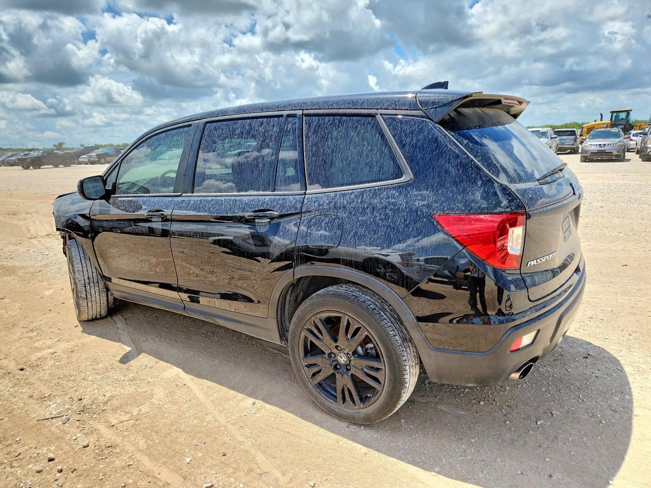 2021 Honda Passport Sport - zdjęcie 2