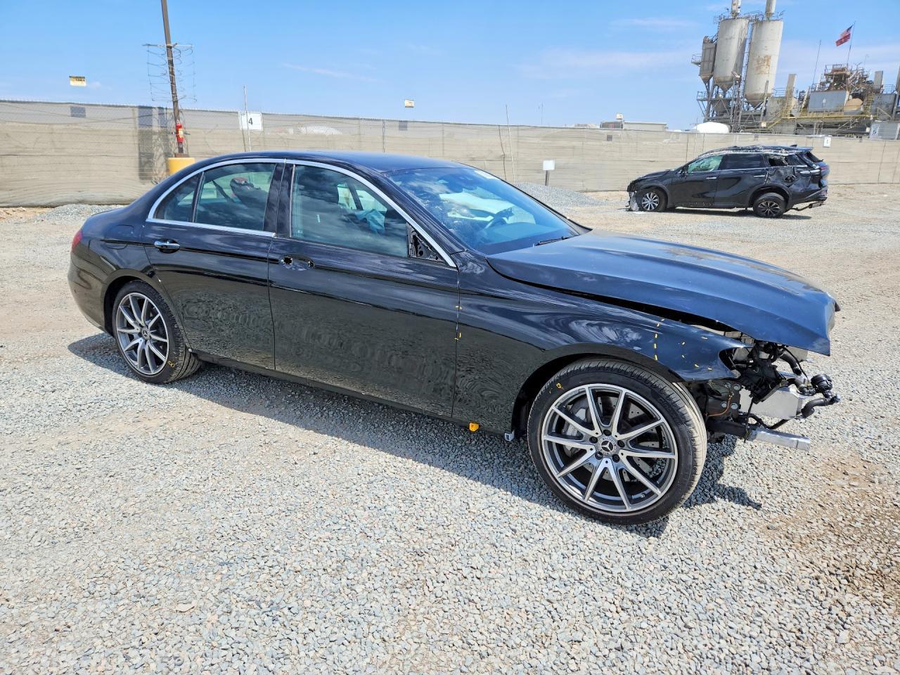 2023 Mercedes-Benz E 350 - zdjęcie 4