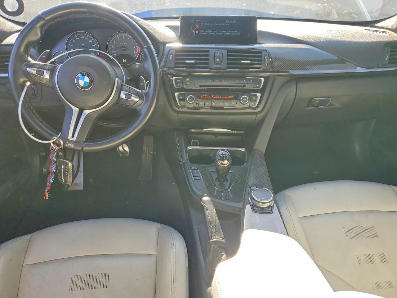 2015 BMW M3 - zdjęcie 8