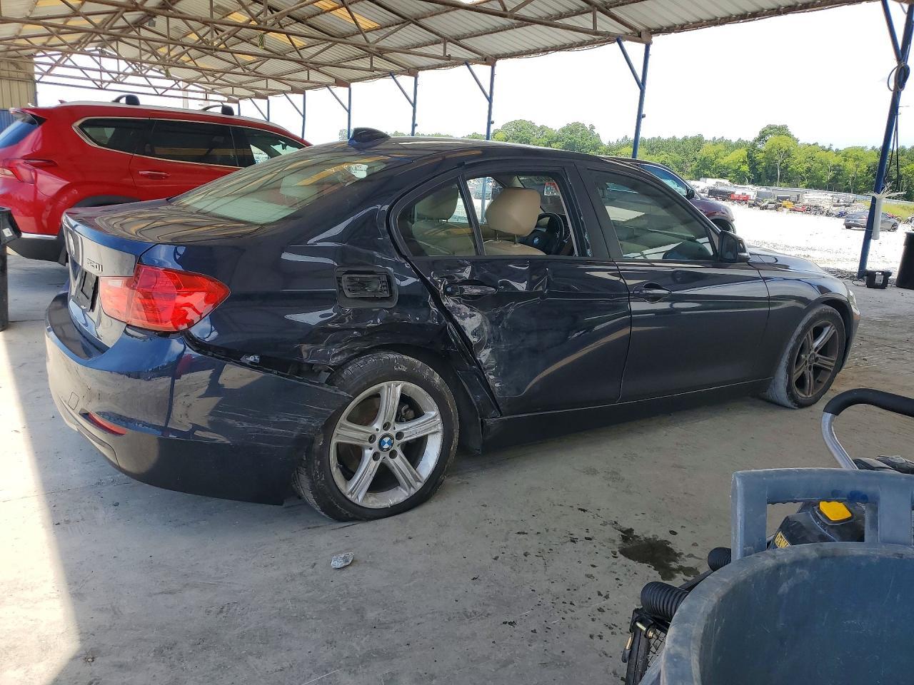 2014 BMW 320 I - zdjęcie 3