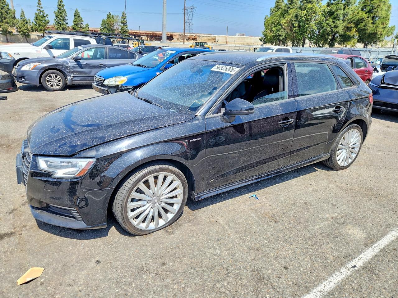 2017 Audi A3 E-Tron Premium - zdjęcie główne