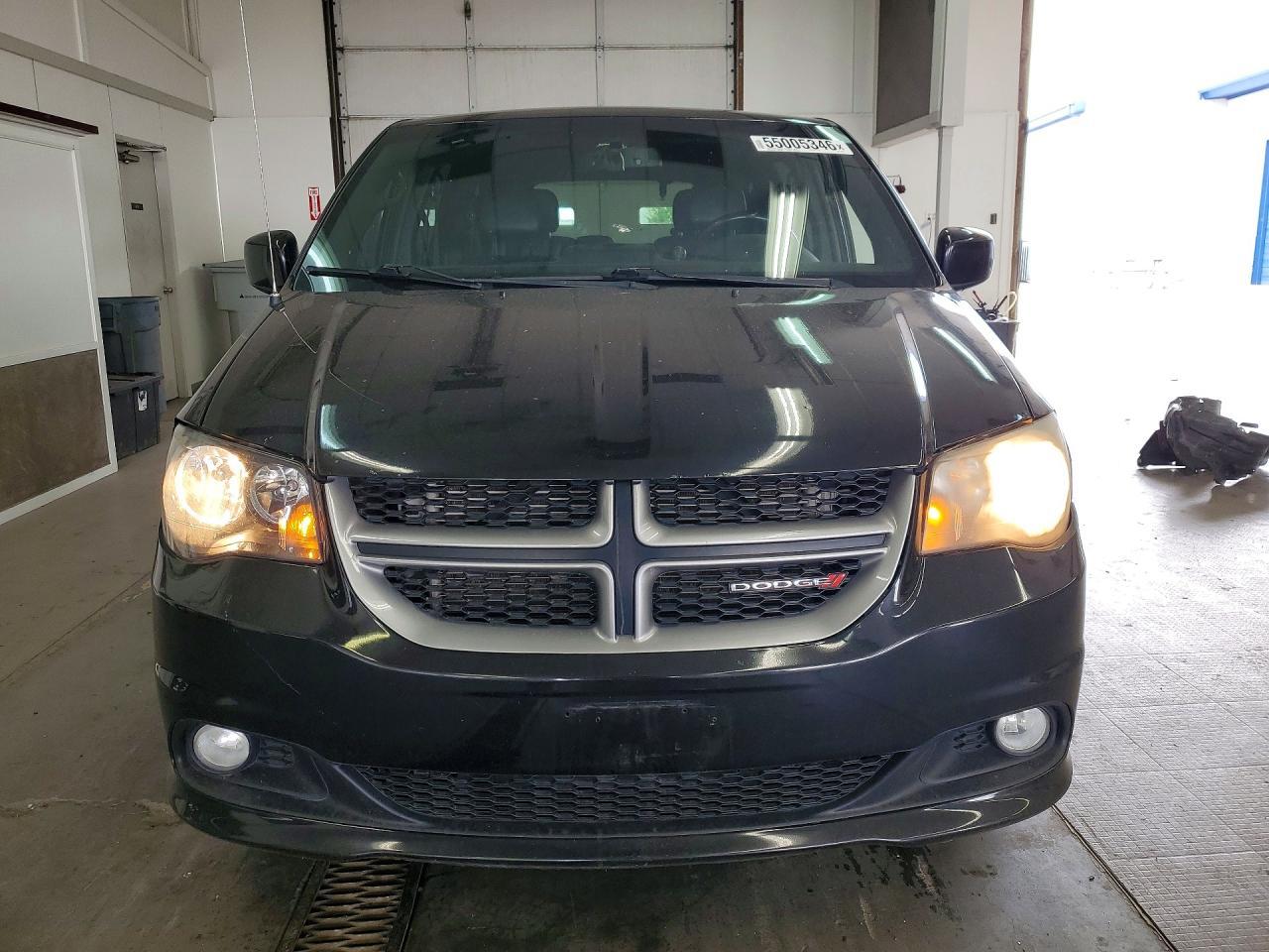 2017 Dodge Grand Caravan Gt - zdjęcie 5
