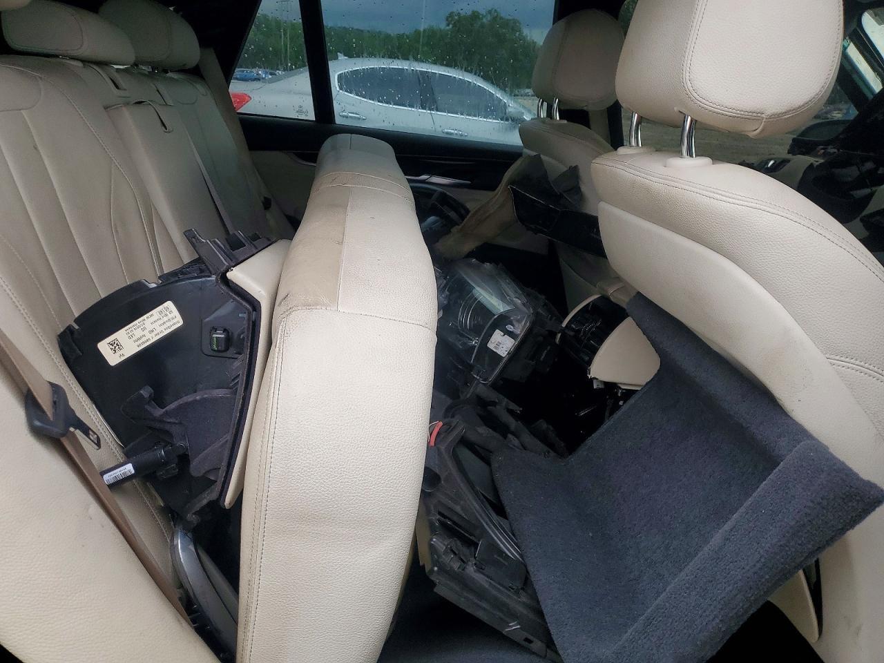2017 BMW X5 xDrive35I - zdjęcie 11