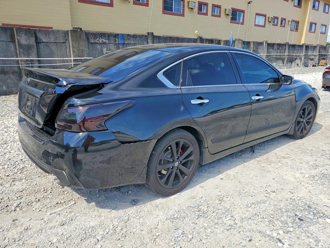 2016 Nissan Altima - zdjęcie 3