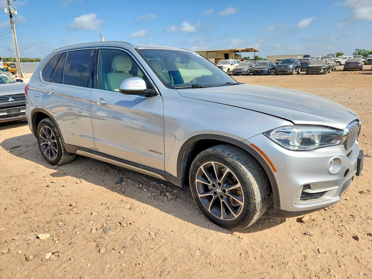 2017 BMW X5 Sdrive35I - zdjęcie 4