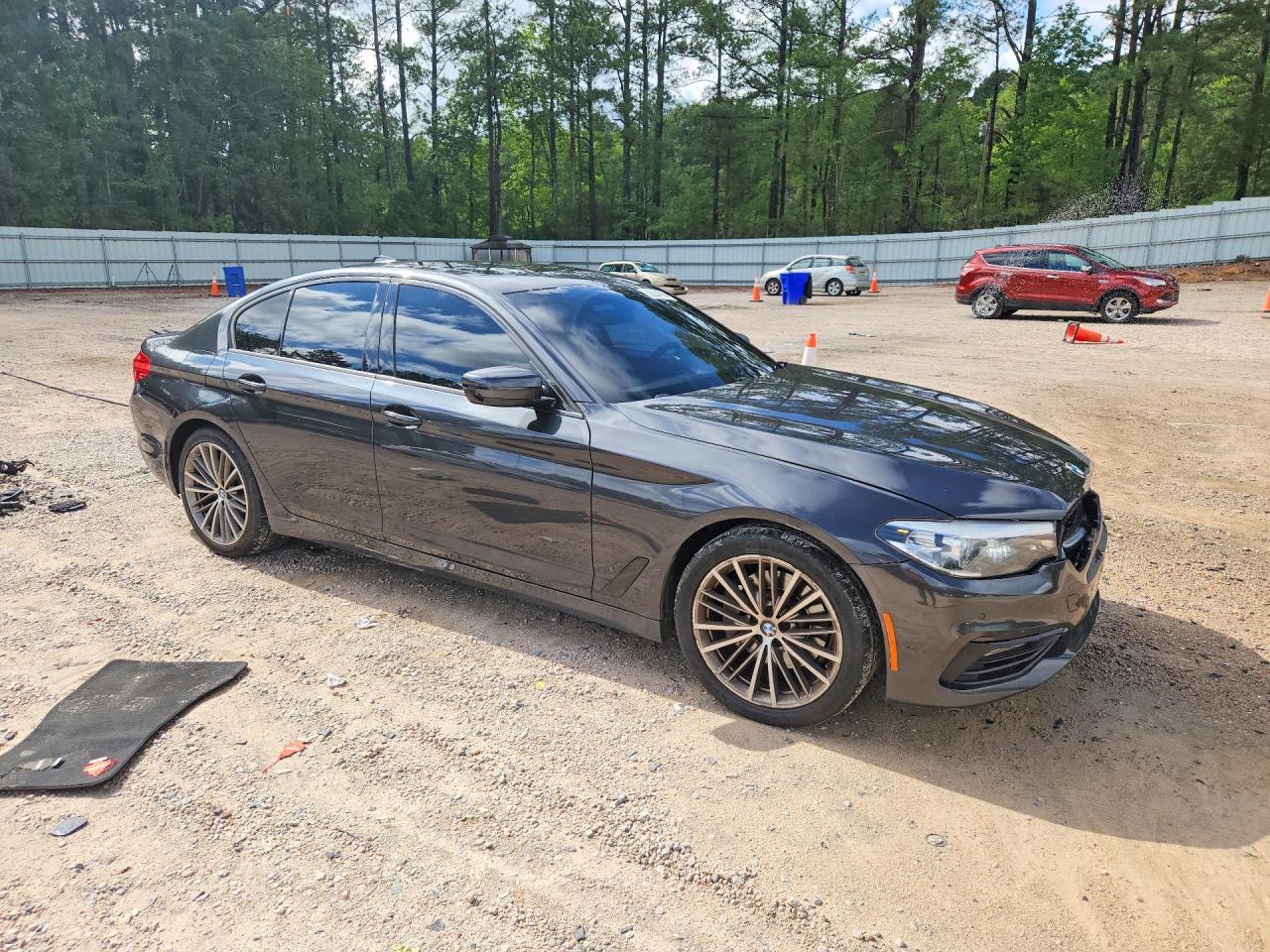 2017 BMW 530 I - zdjęcie 4