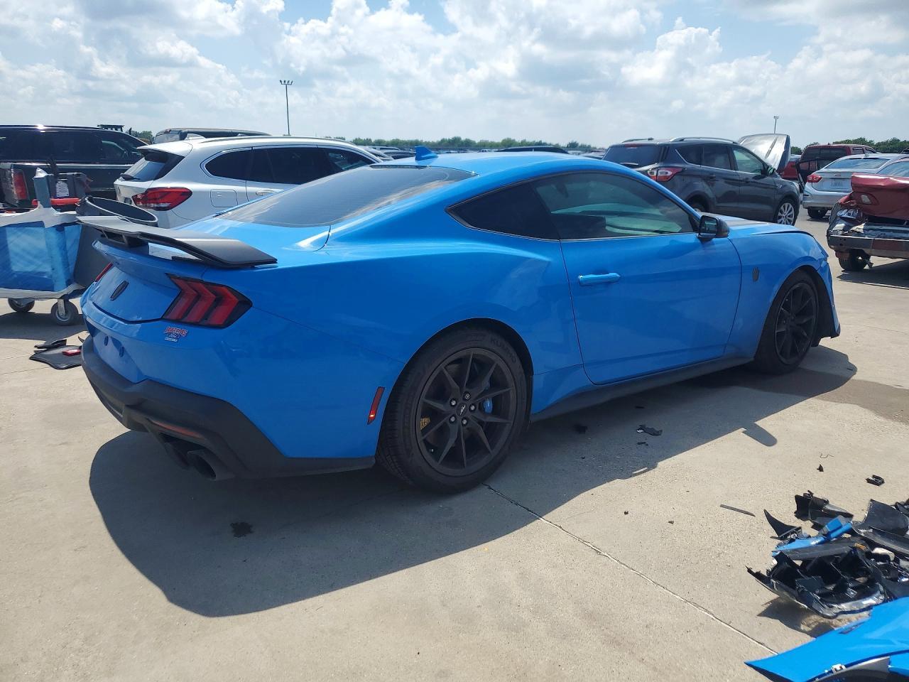 2024 Ford Mustang Dark Horse - zdjęcie 3