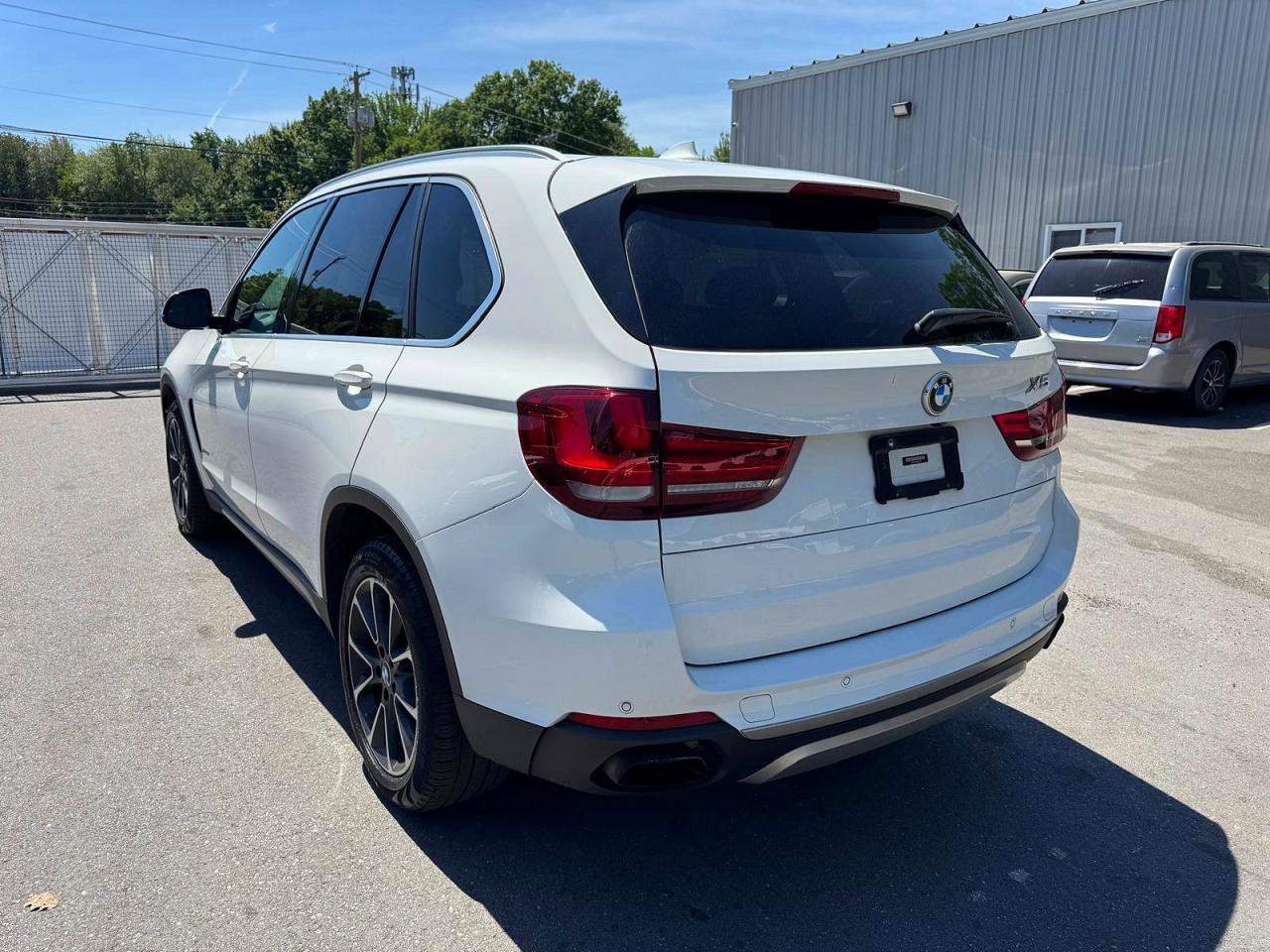 2018 BMW X5 xDrive50I - zdjęcie 2