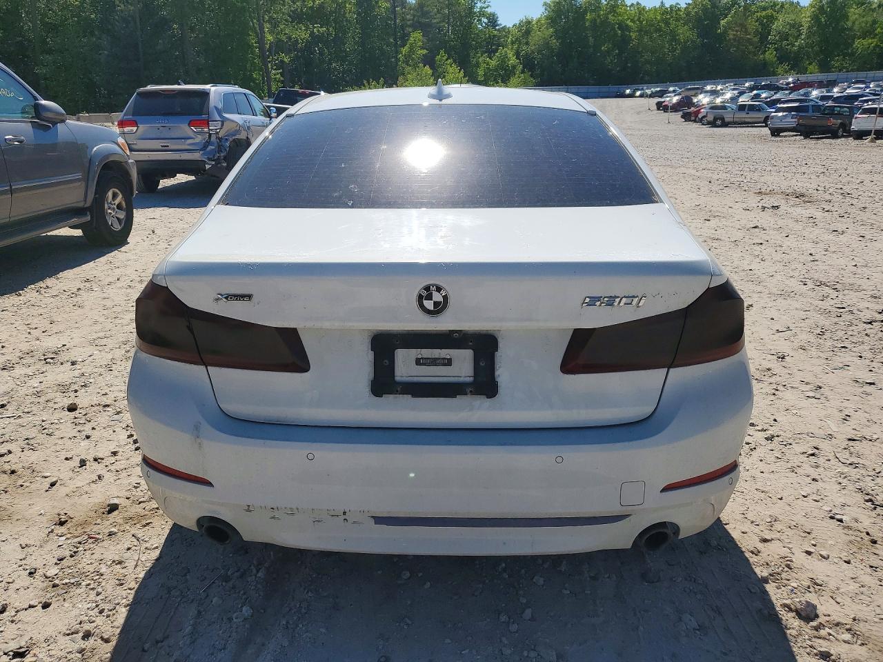 2017 BMW Seria 5 530i - zdjęcie 6