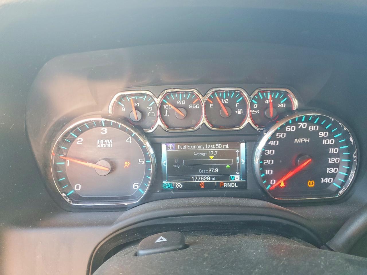 2018 Chevrolet Suburban K1500 Ls - zdjęcie 9