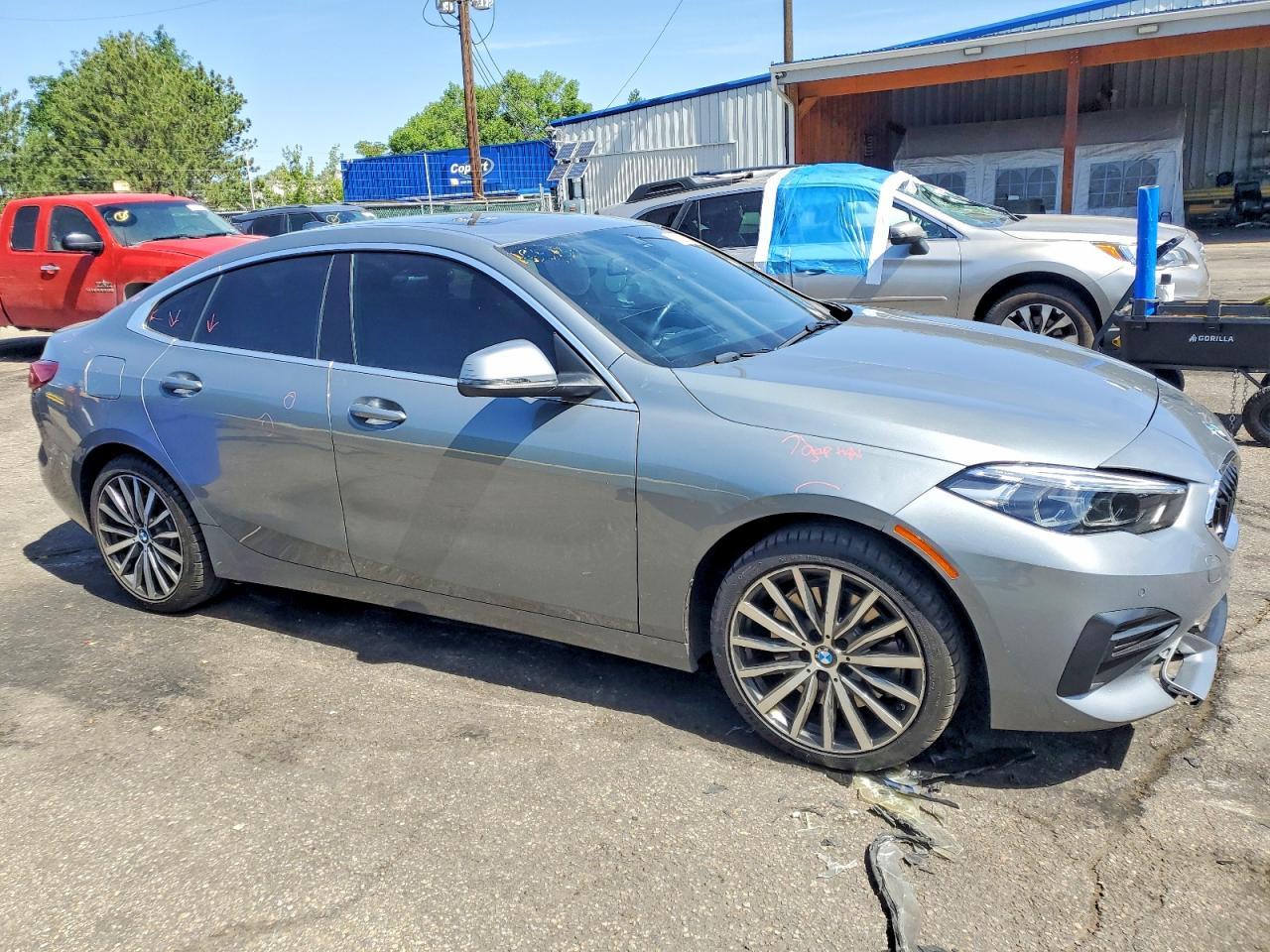 2022 BMW 228Xi - zdjęcie 4