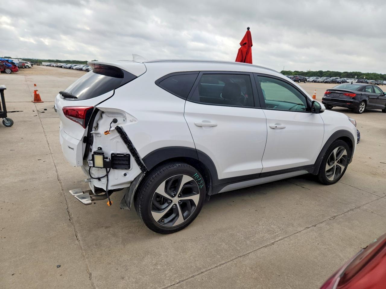 2018 Hyundai Tucson Sport - zdjęcie 3