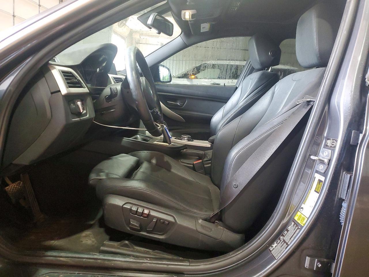2015 BMW 320 I xDrive - zdjęcie 7