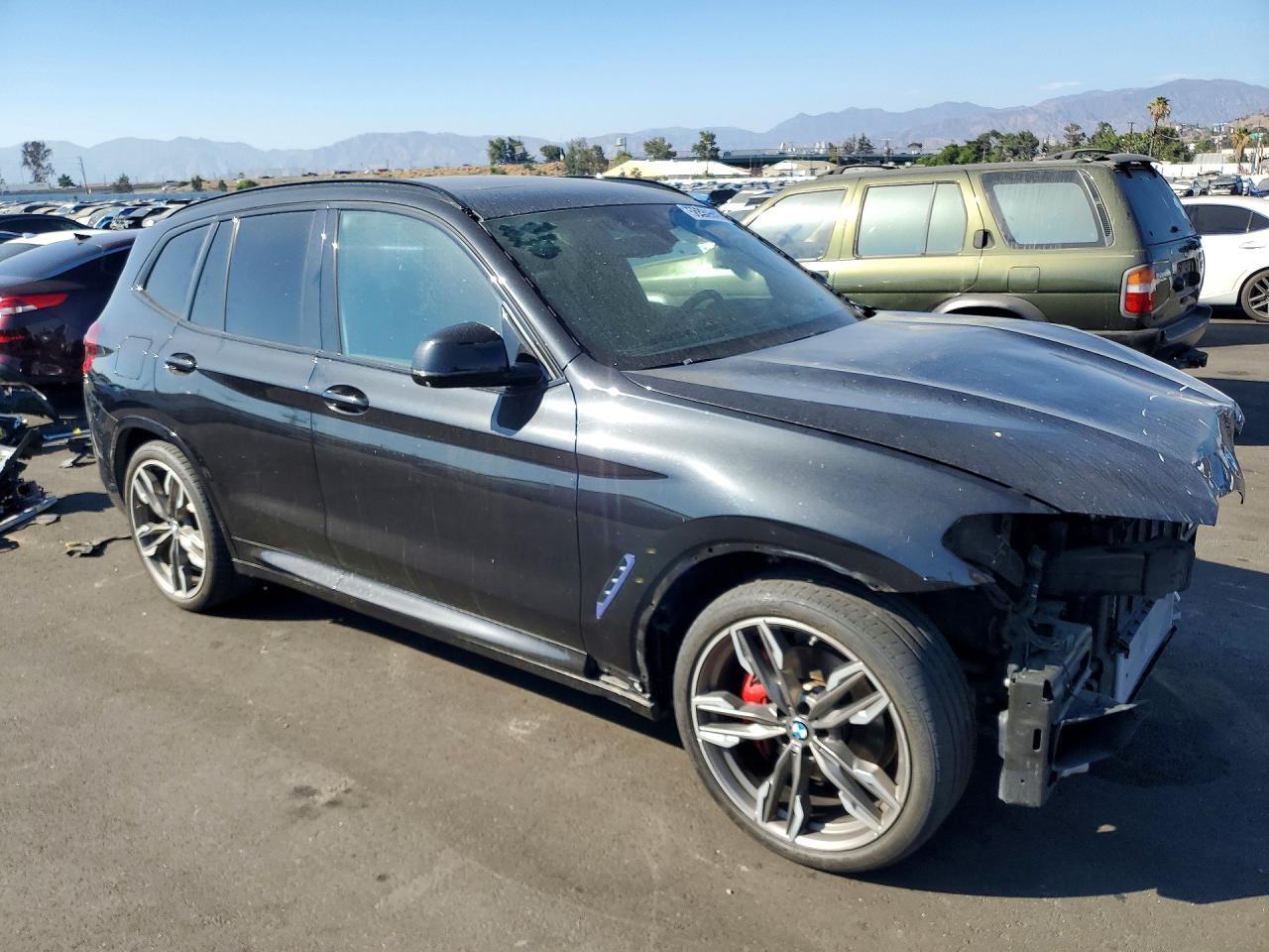 2021 BMW X3 xDrivem40I - zdjęcie 4