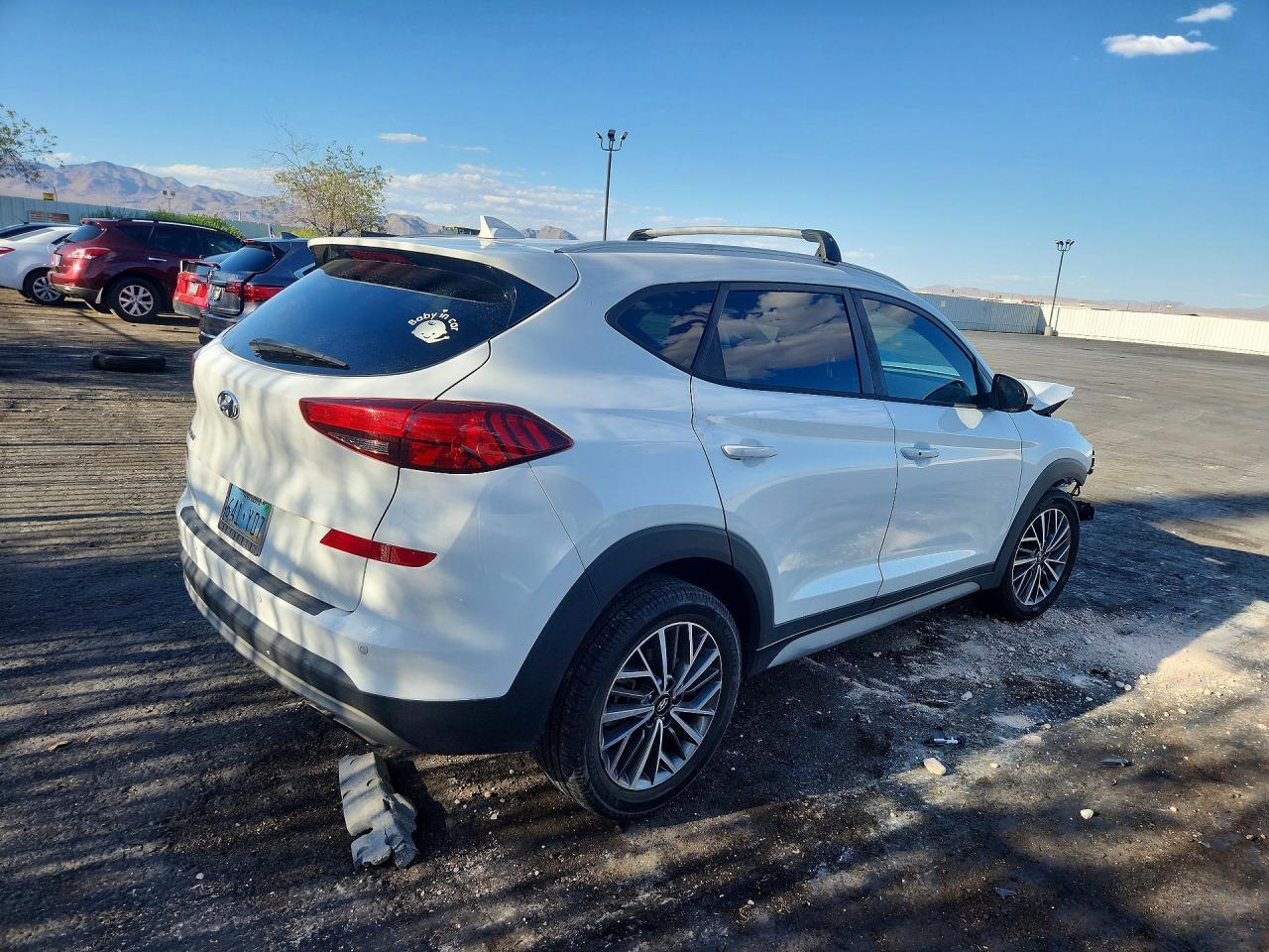 Hyundai Tucson - zdjęcie 3