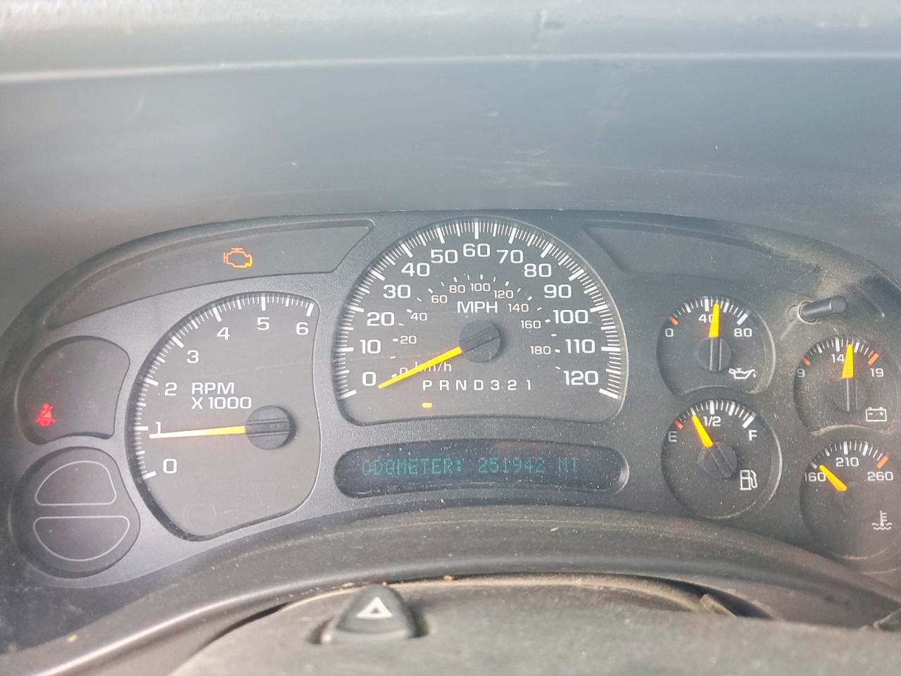 2023 GMC New Sierra C1500 Classic - zdjęcie 9
