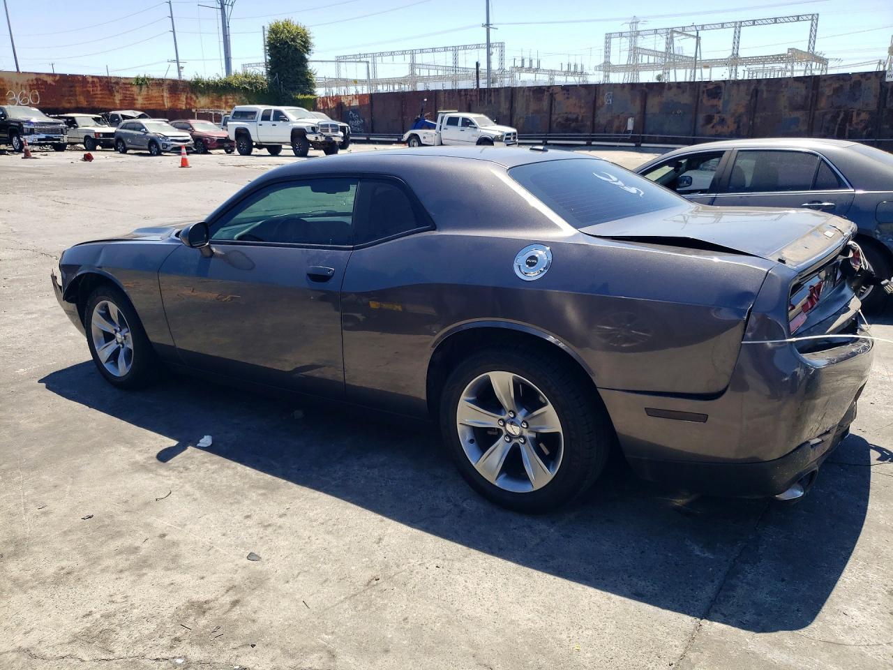 Dodge Challenger - zdjęcie 2