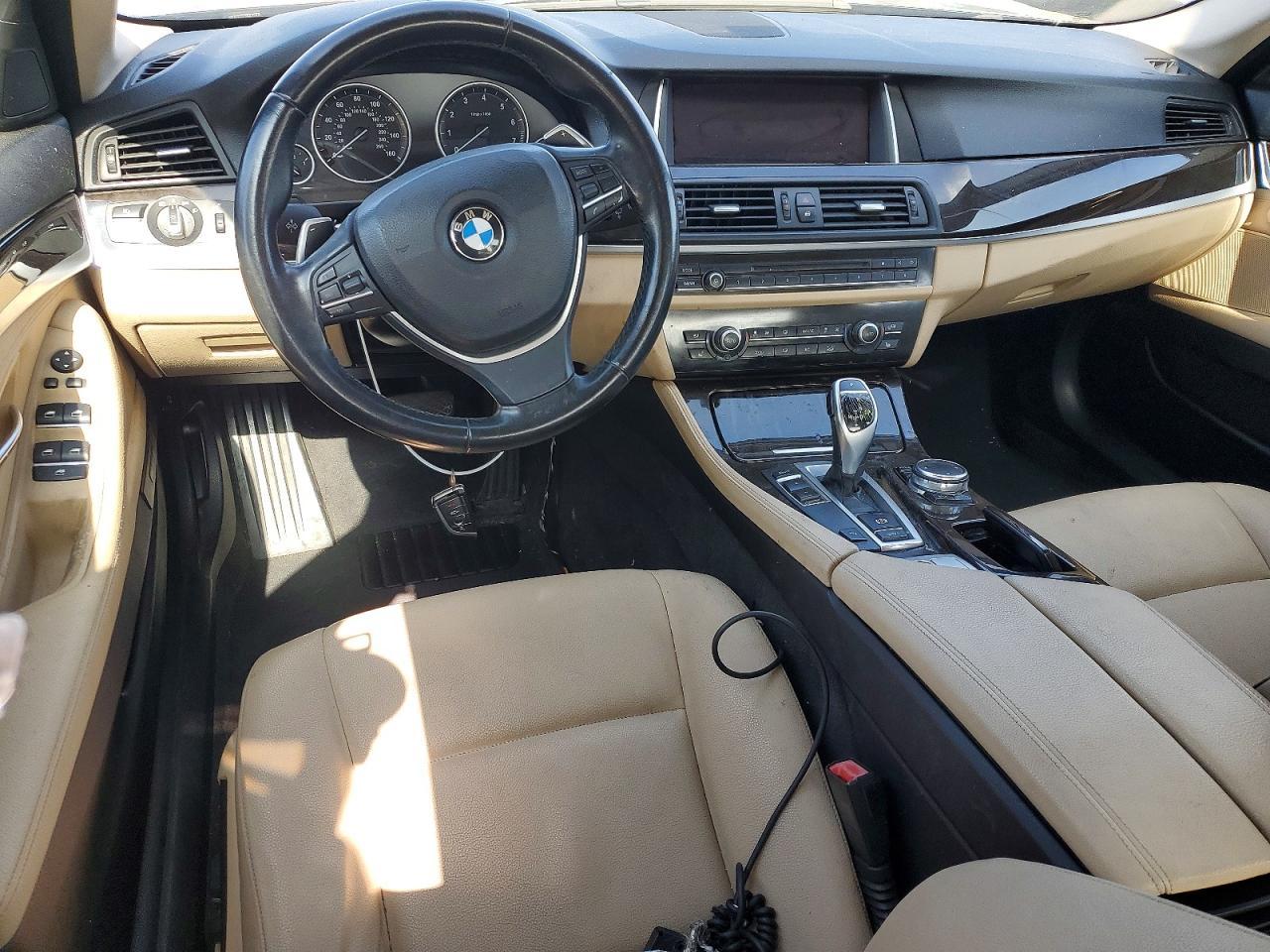 2016 BMW 528 I - zdjęcie 8
