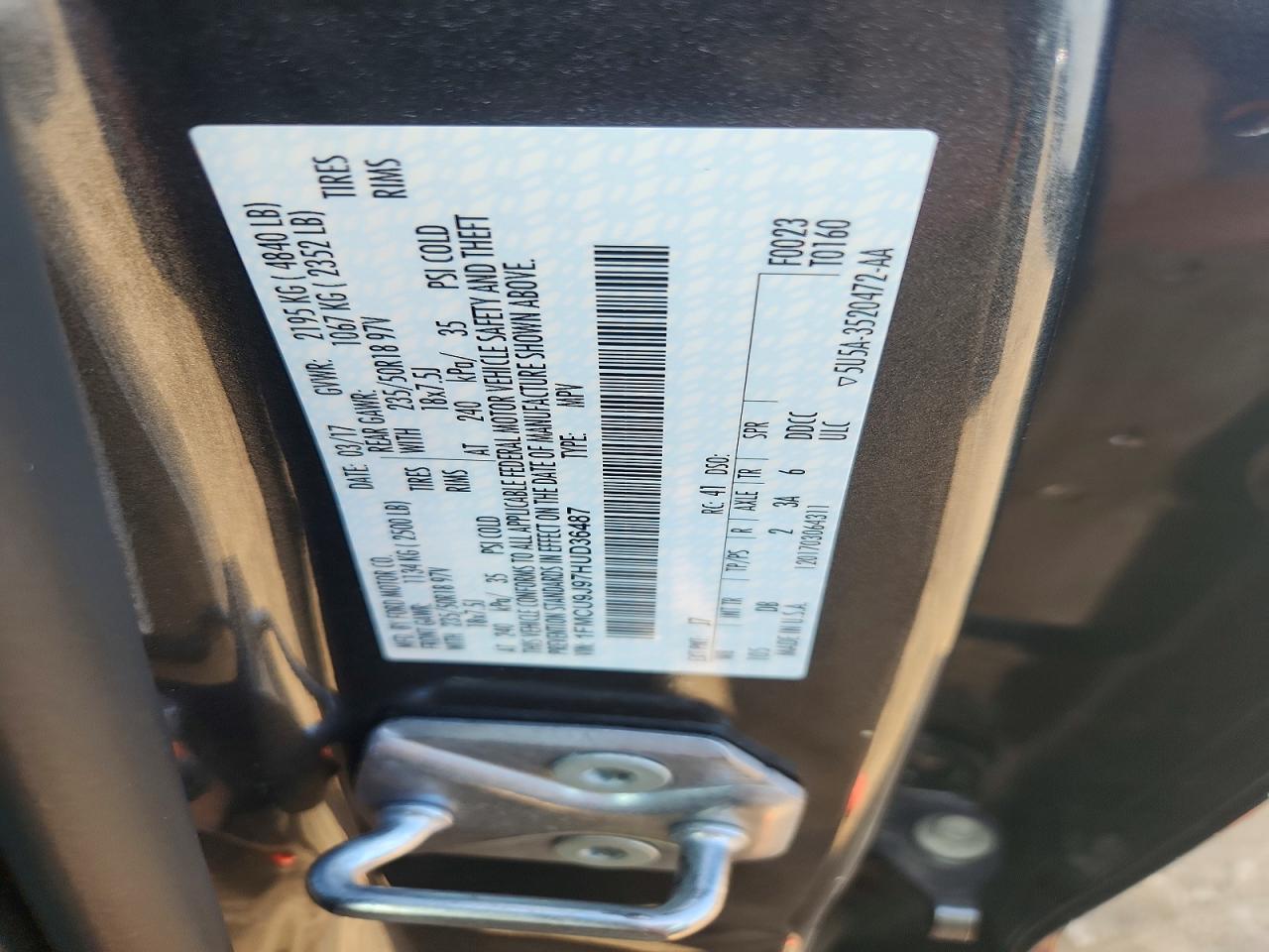 2017 Ford Escape Titanium - zdjęcie 12