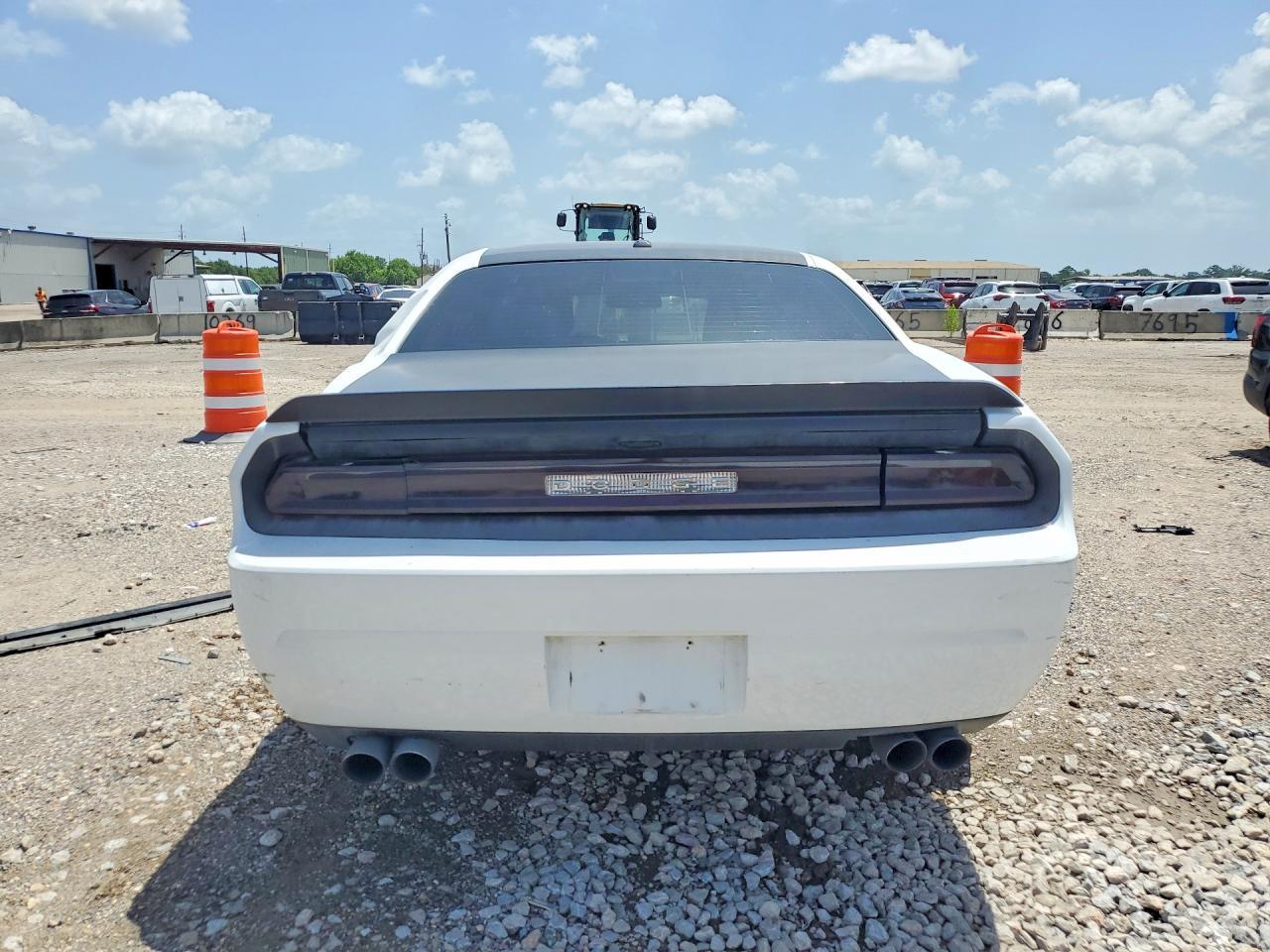 2013 Dodge Challenger R - zdjęcie 6