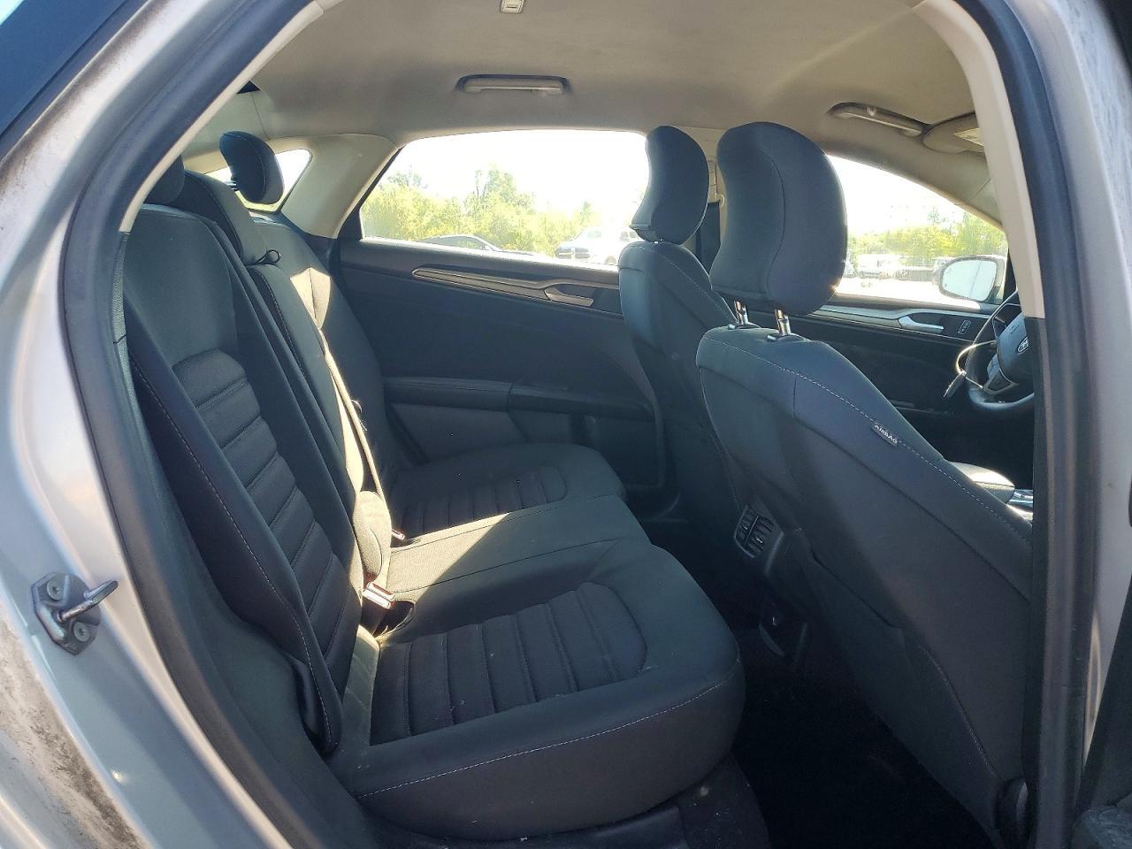 2019 Ford Fusion Se - zdjęcie 10