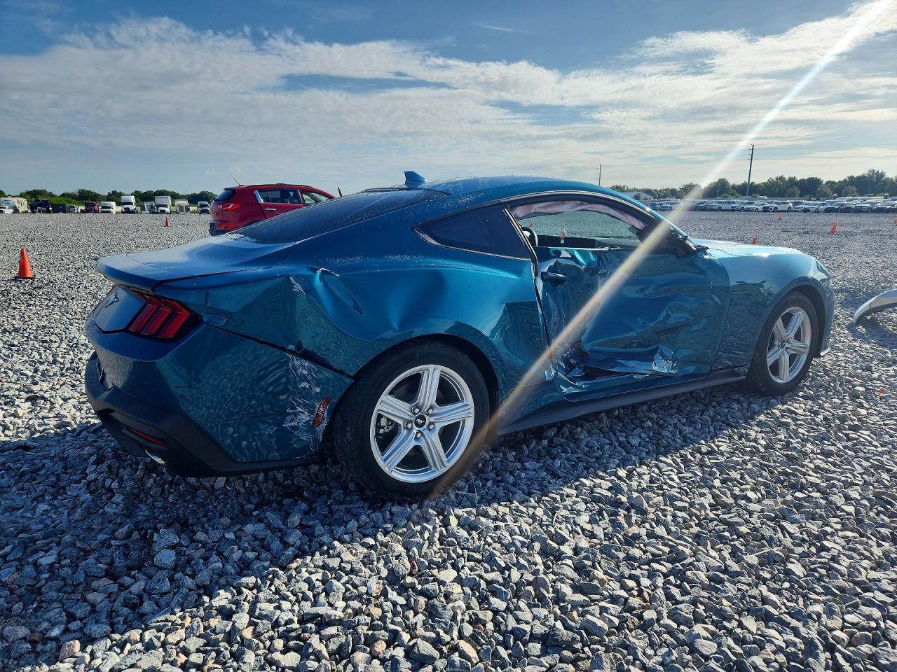 2026 Ford Mustang - zdjęcie 3