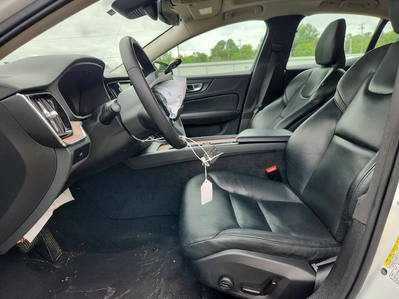 2024 Volvo S60 Plus - zdjęcie 7