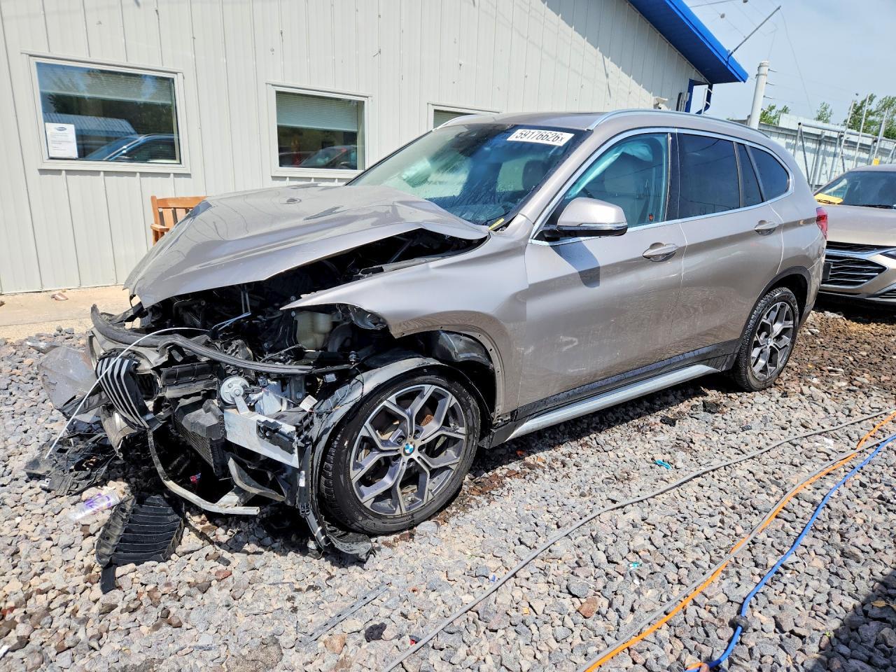 2021 BMW X1 Sdrive28I - zdjęcie główne