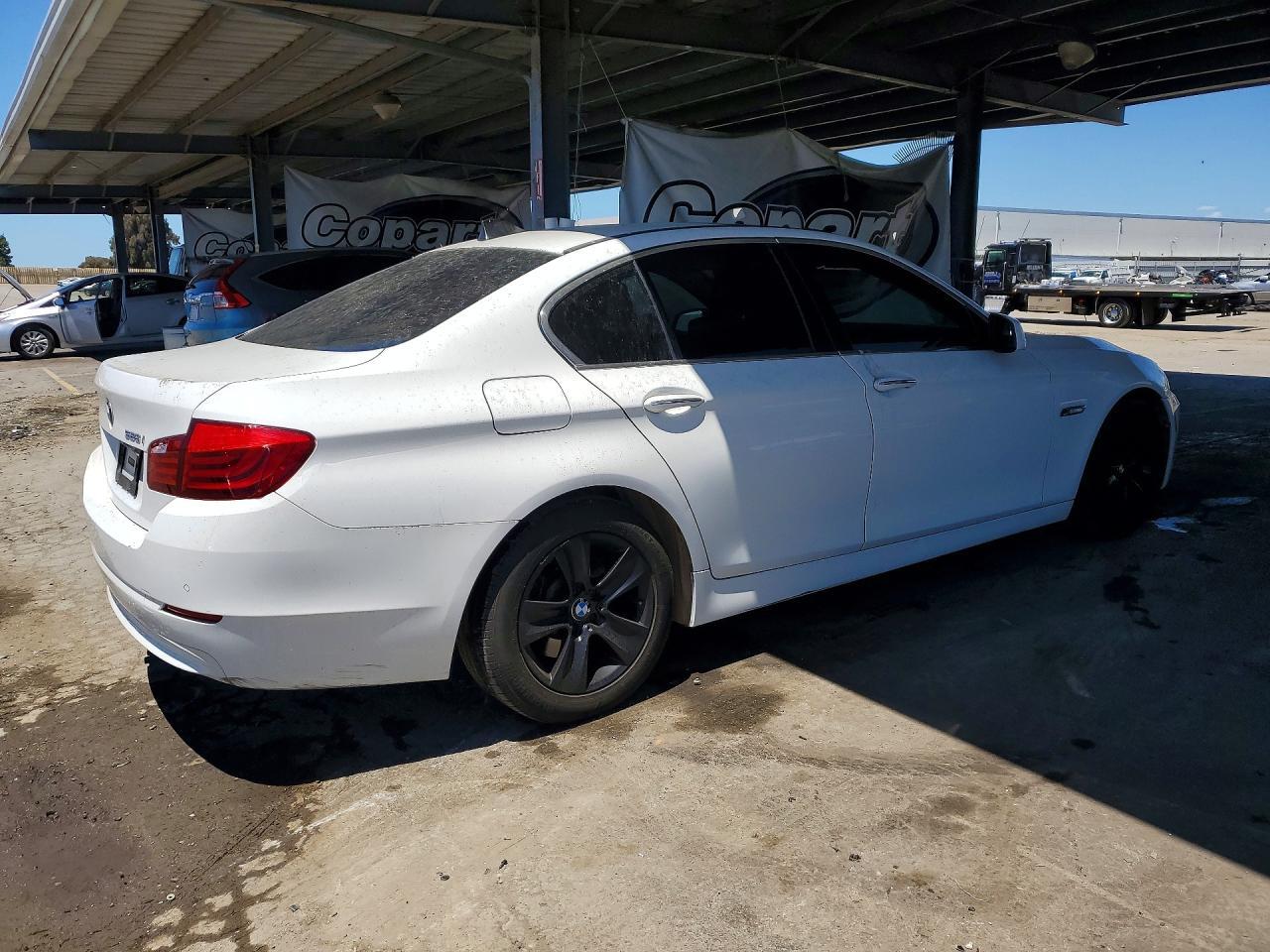 2013 BMW 528 I - zdjęcie 3