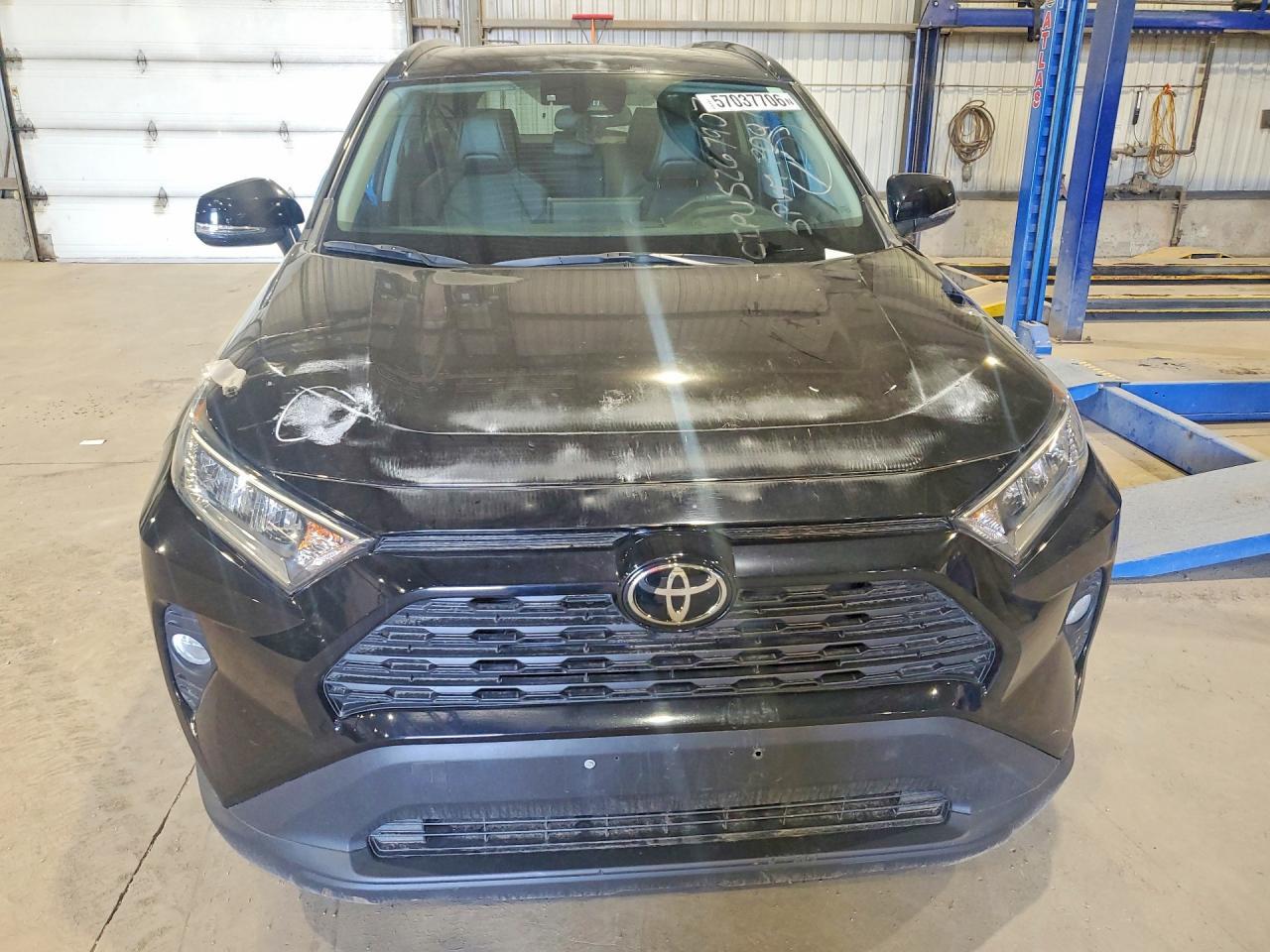 2017 Toyota Rav4 - zdjęcie 5