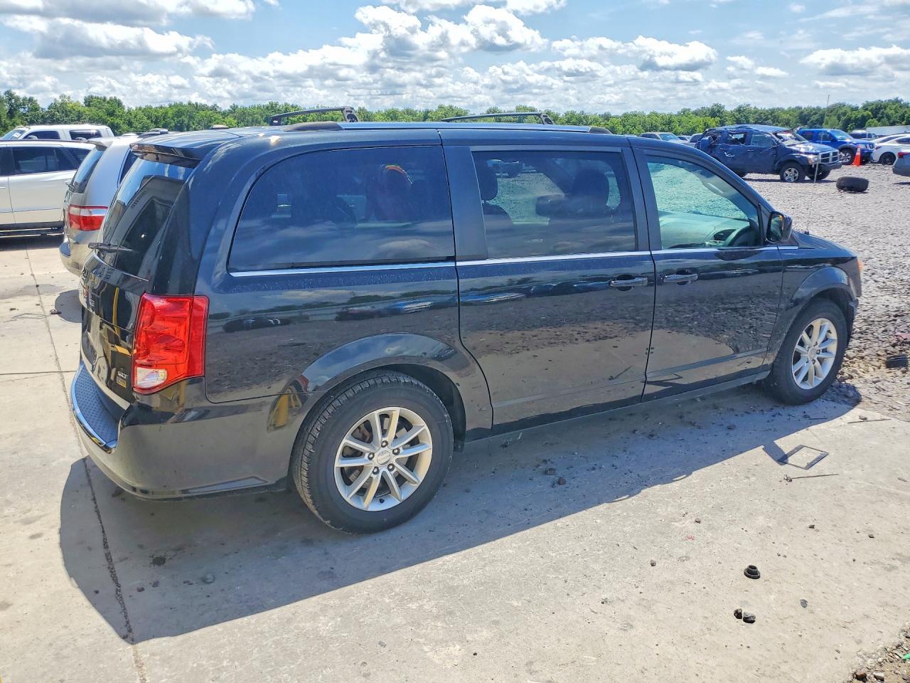 2019 Dodge Grand Caravan Sxt - zdjęcie 3