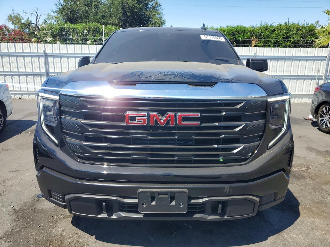 2026 GMC Sierra C1500 - zdjęcie 5