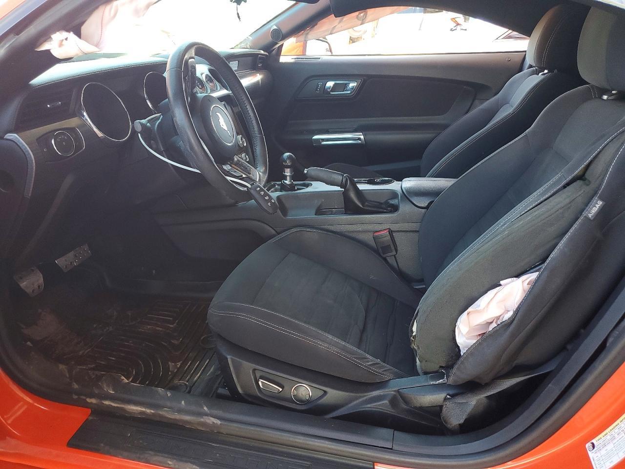 2016 Ford Mustang Gt - zdjęcie 7