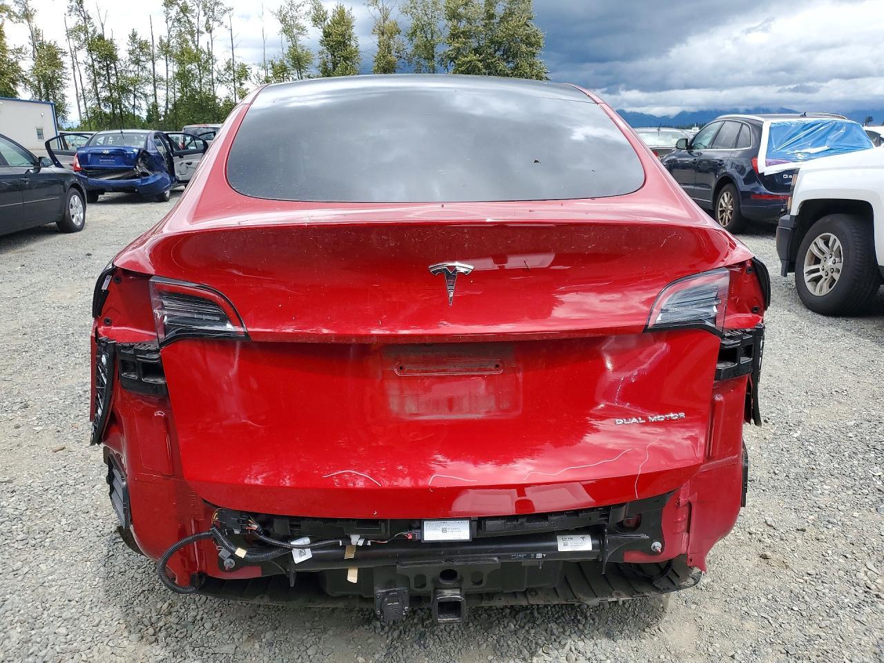 2023 Tesla Model Y - zdjęcie 6