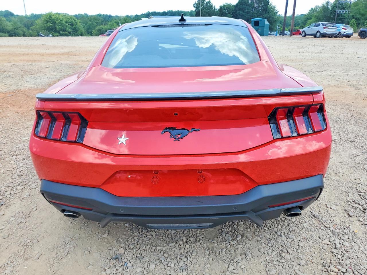 2026 Ford Mustang - zdjęcie 6