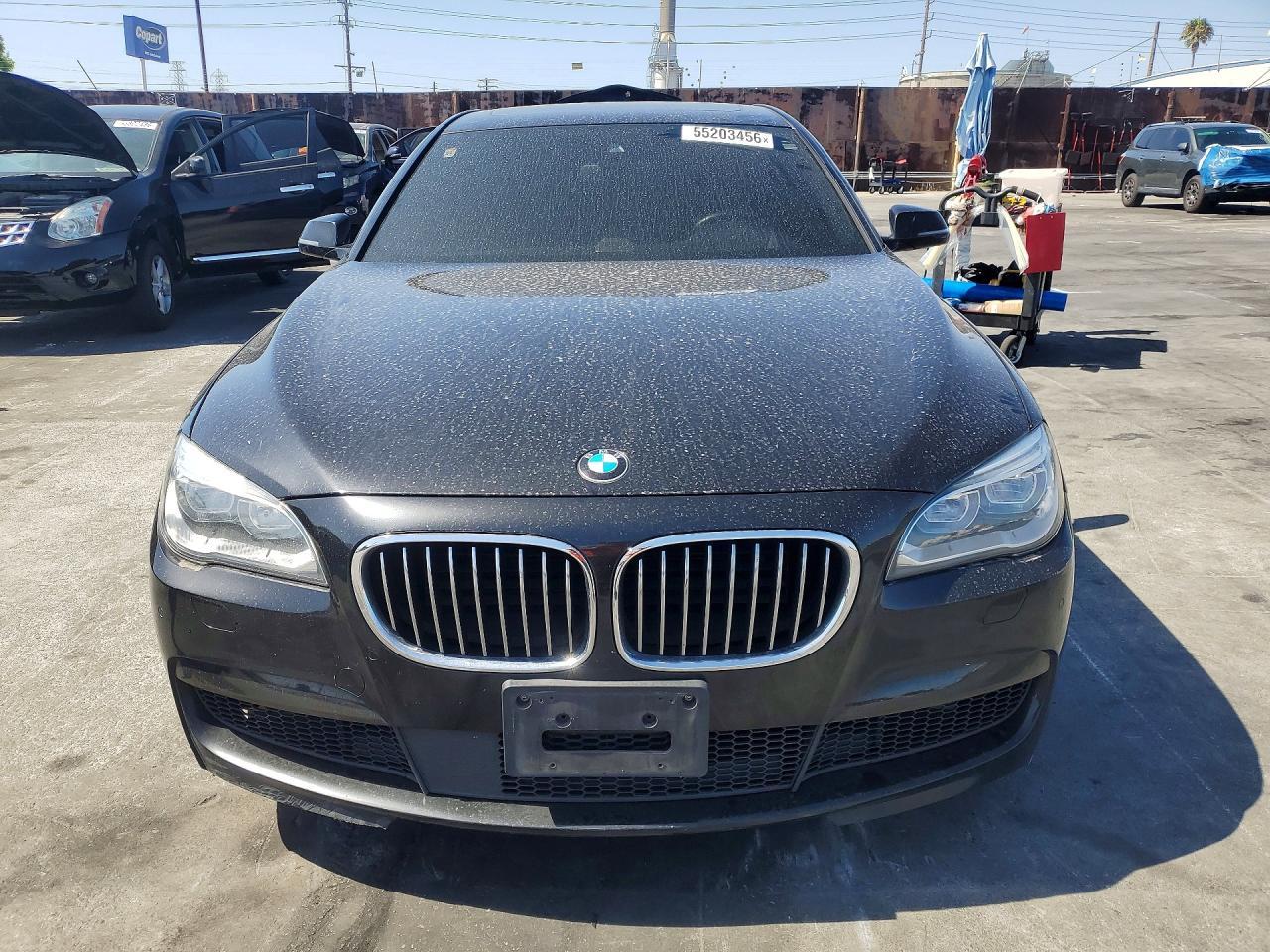 2015 BMW 750 I - zdjęcie 5
