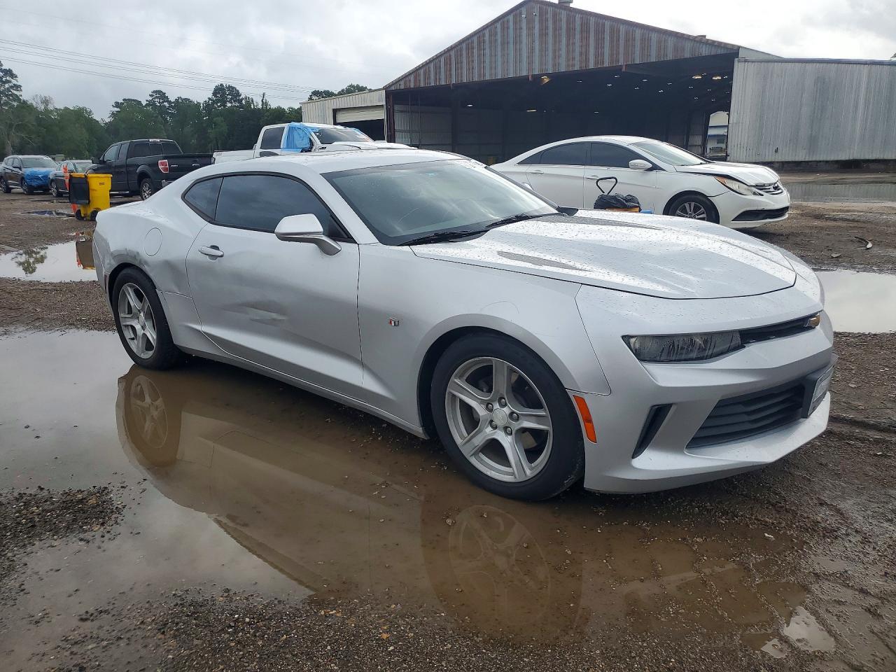 2017 Chevrolet Camaro Lt - zdjęcie 4